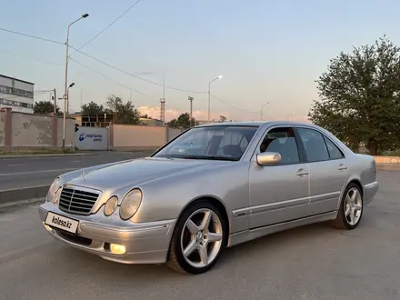 Mercedes-Benz E 280 2001 года за 5 300 000 тг. в Шымкент – фото 4