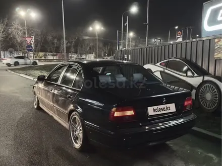 BMW 530 2002 года за 6 000 000 тг. в Алматы – фото 2