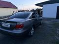 Toyota Camry 2004 года за 5 800 000 тг. в Актобе – фото 5