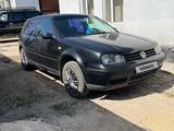 Volkswagen Golf 2000 года за 2 700 000 тг. в Жезказган