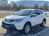 Toyota RAV4 2014 года за 11 500 000 тг. в Астана – фото 2