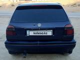 Volkswagen Golf 1995 годаүшін1 800 000 тг. в Актау – фото 2