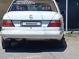 Mercedes-Benz E 230 1990 годаүшін1 800 000 тг. в Алматы