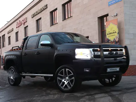 Chevrolet Silverado 2010 года за 20 000 000 тг. в Караганда – фото 22