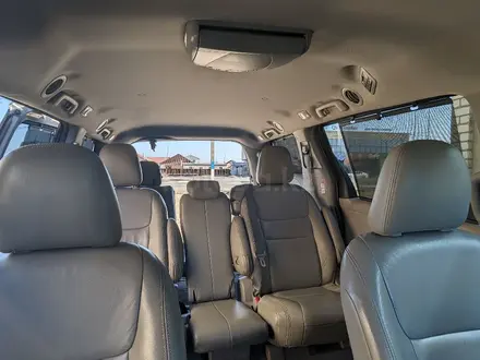 Toyota Sienna 2015 года за 10 000 000 тг. в Атырау – фото 14