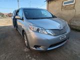 Toyota Sienna 2015 года за 10 000 000 тг. в Атырау