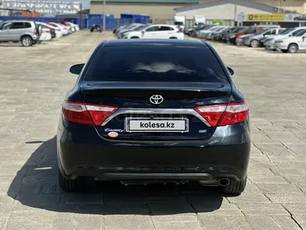 Toyota Camry 2016 года за 8 500 000 тг. в Атырау – фото 4