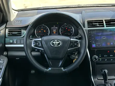 Toyota Camry 2016 года за 8 500 000 тг. в Атырау – фото 6
