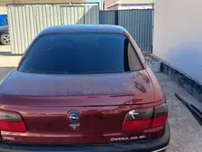 Opel Omega, 1996