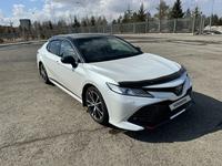 Toyota Camry 2020 года за 16 000 000 тг. в Усть-Каменогорск