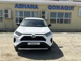 Toyota RAV4 2022 года за 15 000 000 тг. в Актау