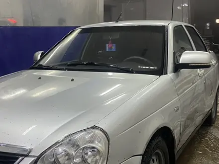 ВАЗ (Lada) Priora 2170 2013 года за 1 900 000 тг. в Актобе – фото 2