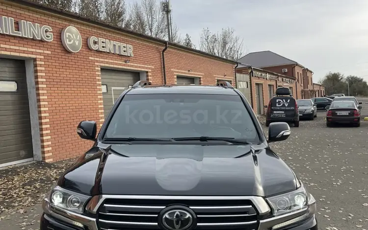 Toyota Land Cruiser 2018 годаfor36 000 000 тг. в Уральск