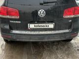 Volkswagen Touareg 2006 года за 2 500 000 тг. в Шымкент