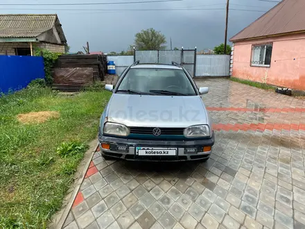 Volkswagen Golf 1992 года за 550 000 тг. в Актобе – фото 2