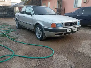 Audi 80