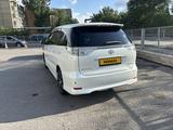 Toyota Estima 2013 года за 8 000 000 тг. в Караганда – фото 2