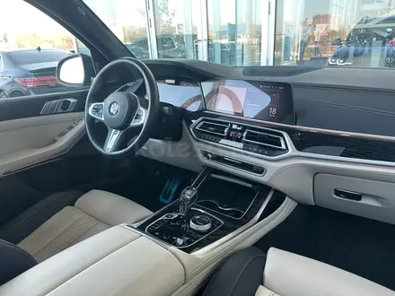 BMW X7 2021 года за 48 000 000 тг. в Алматы – фото 14