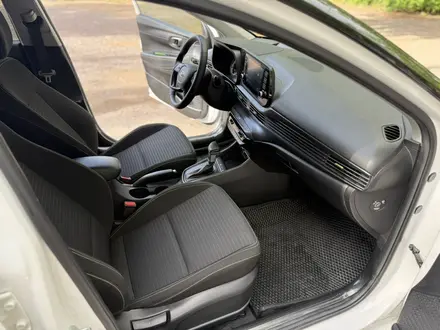 Hyundai i20 2023 года за 6 350 000 тг. в Караганда – фото 22