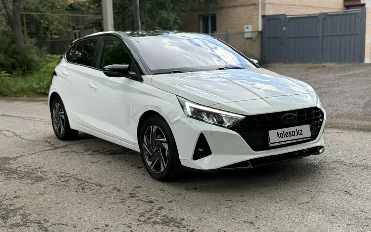 Hyundai i20 2023 года за 6 350 000 тг. в Караганда