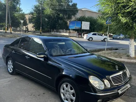 Mercedes-Benz E 320 2004 года за 5 000 000 тг. в Шымкент – фото 39