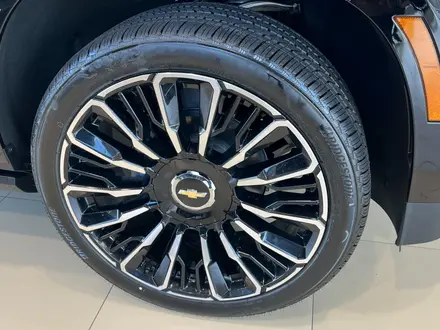 Chevrolet Tahoe High Country 2026 года за 51 990 000 тг. в Алматы – фото 3