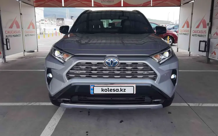 Toyota RAV4 2020 годаүшін10 000 000 тг. в Алматы