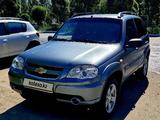 Chevrolet Niva 2015 года за 3 100 000 тг. в Уральск – фото 2