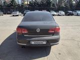 Volkswagen Passat 2014 года за 6 000 000 тг. в Алматы – фото 2