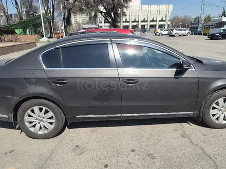 Volkswagen Passat 2014 года за 5 700 000 тг. в Алматы – фото 3