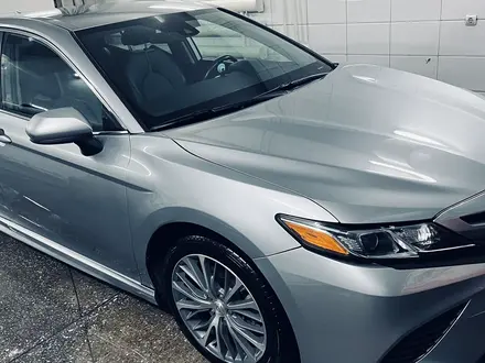 Toyota Camry 2019 года за 11 500 000 тг. в Усть-Каменогорск – фото 14