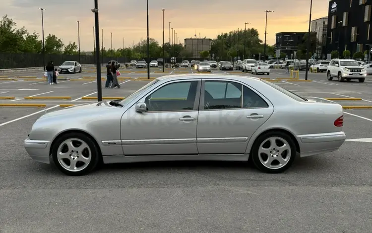 Mercedes-Benz E 320 2000 года за 5 350 000 тг. в Шымкент