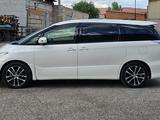 Toyota Estima 2013 года за 7 900 000 тг. в Семей – фото 2