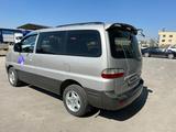 Hyundai Starex 2004 года за 3 800 000 тг. в Туркестан – фото 2