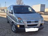 Hyundai Starex 2004 года за 3 800 000 тг. в Туркестан – фото 3