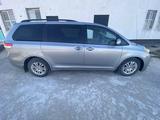 Toyota Sienna 2014 года за 9 000 000 тг. в Актау – фото 4