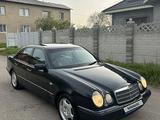 Mercedes-Benz E 320 1998 годаүшін4 250 000 тг. в Алматы