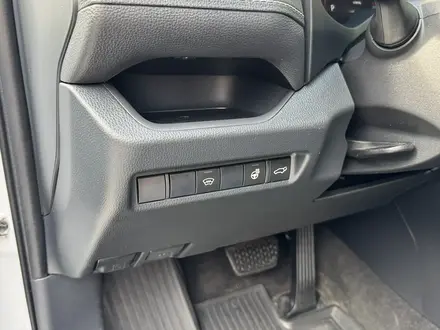 Toyota RAV4 2020 года за 16 500 000 тг. в Актобе – фото 15