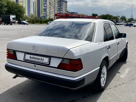 Mercedes-Benz E 230 1992 года за 2 200 000 тг. в Шу – фото 5