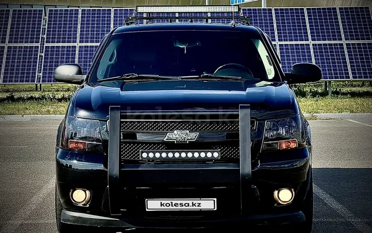 Chevrolet Suburban 2008 года за 16 000 000 тг. в Астана