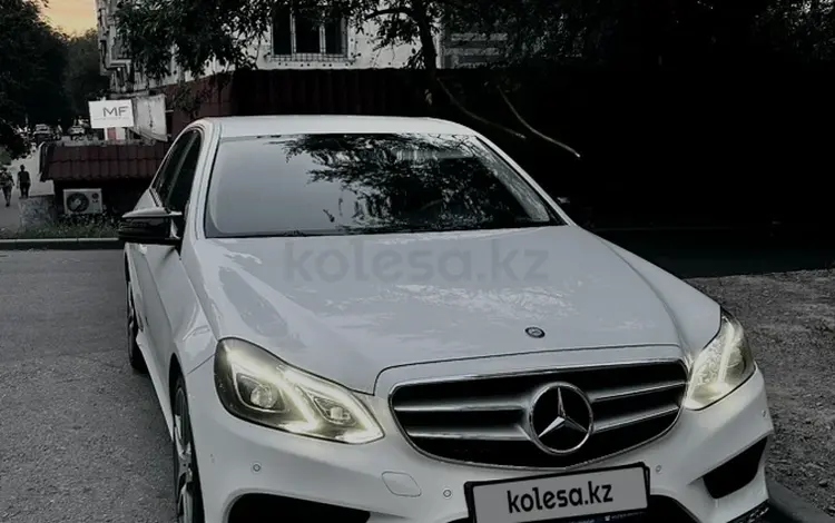Mercedes-Benz E 200 2013 года за 12 290 000 тг. в Алматы