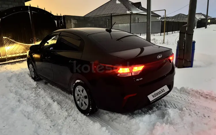 Kia Rio 2019 годаүшін4 200 000 тг. в Актобе