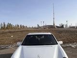 Mercedes-Benz E 200 1995 года за 2 800 000 тг. в Астана – фото 2