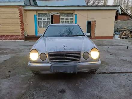 Mercedes-Benz E 280 1996 года за 2 600 000 тг. в Турара Рыскулова – фото 3