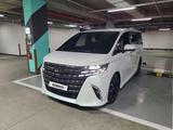 Toyota Alphard 2024 года за 54 000 000 тг. в Сеул