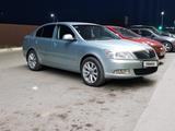 Skoda Octavia 2010 года за 4 500 000 тг. в Актобе – фото 2