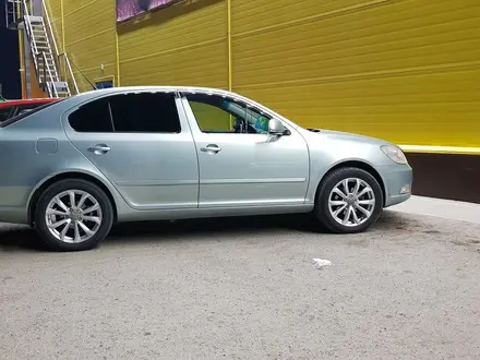 Skoda Octavia 2010 года за 6 500 000 тг. в Актобе – фото 5