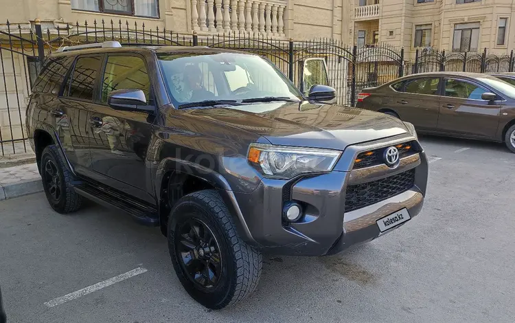 Toyota 4Runner 2015 года за 13 800 000 тг. в Актау