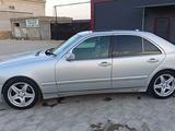 Mercedes-Benz E 320 2001 годаүшін4 500 000 тг. в Актау