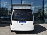 Hyundai Staria Luxe 2023 года за 19 190 000 тг. в Астана – фото 4